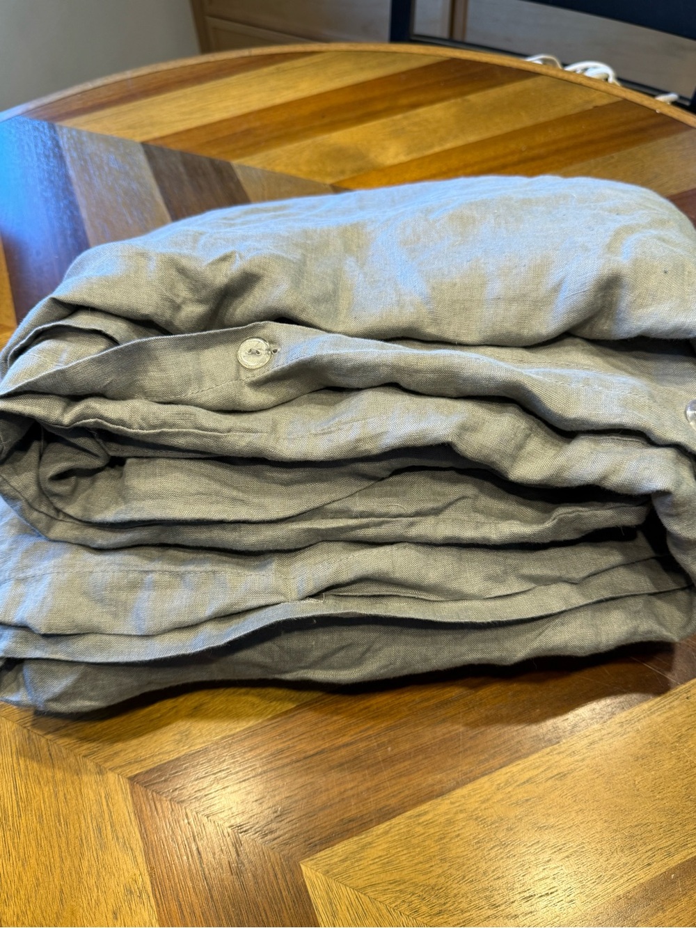 Echelon Washed Belgian Linen Duvet Cover King — Gray - Picture 3 of 8